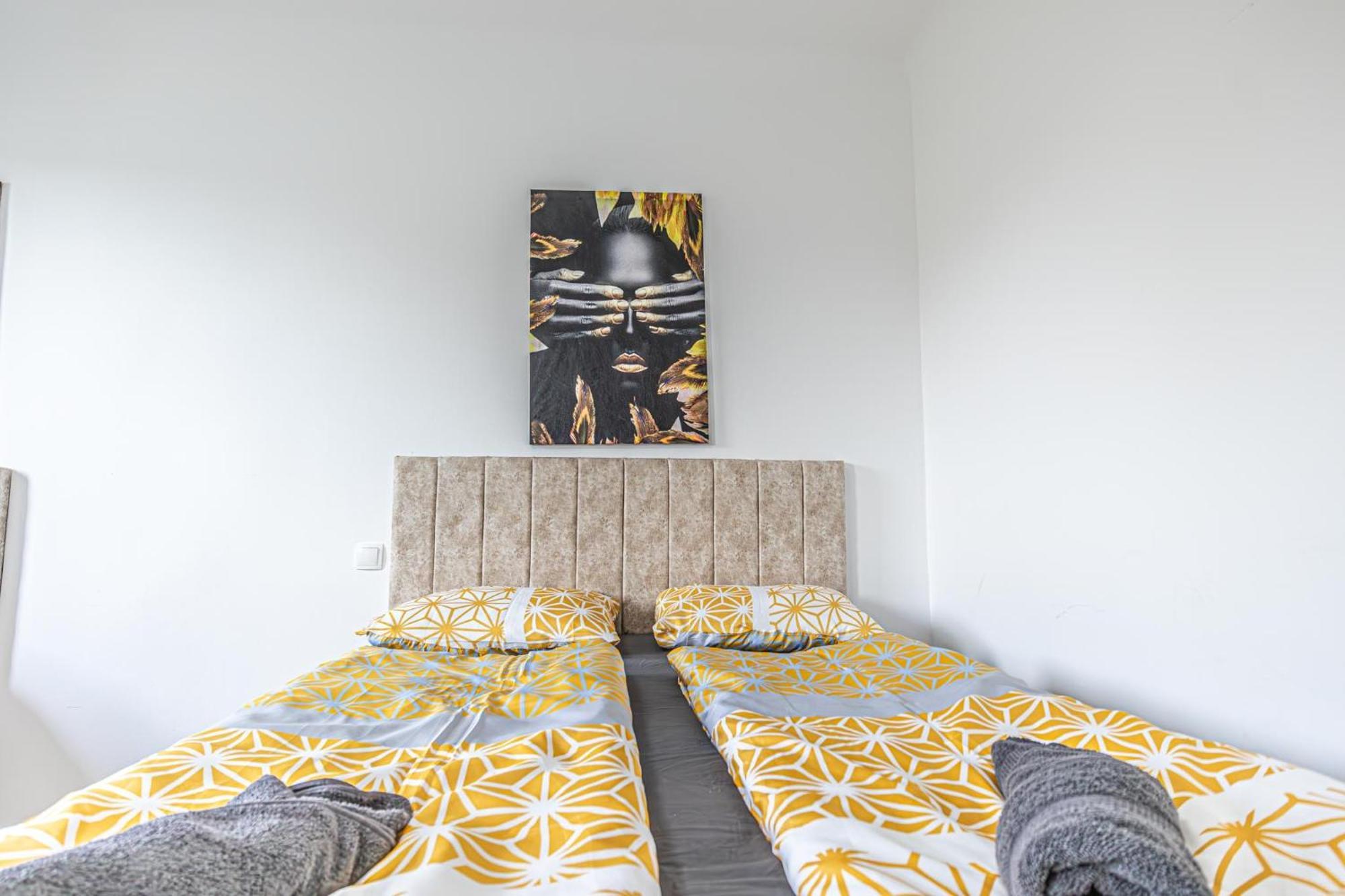 Comfy In Shared With Terrace And Garden * Wien